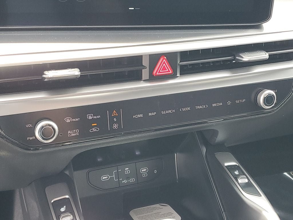 New 2026 Kia Sorento S AWD/4WD image 17