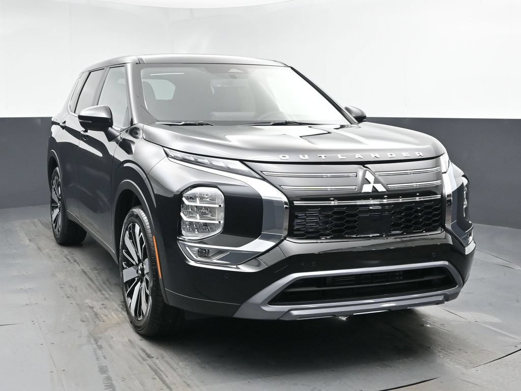 New 2026 Mitsubishi Outlander SE FWD image 2