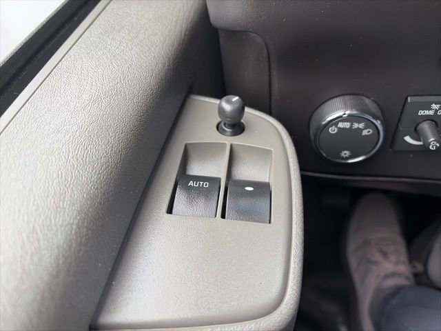 Used 2024 GMC Savana 2500 Work Van w/ Driver Convenience Package image 22