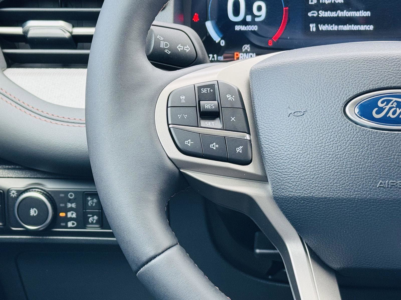 New 2026 Ford Explorer Active w/ Active Comfort Package image 20