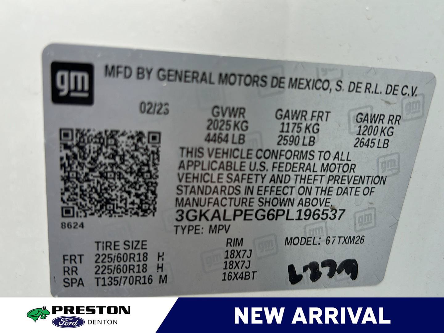 Used 2023 GMC Terrain SLT FWD image 11