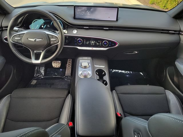 Used 2023 Genesis GV70 2.5T w/ Sport Prestige Package AWD/4WD image 18