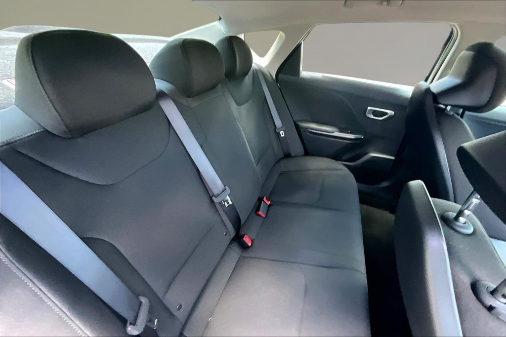 New 2026 Kia K4 FWD image 10