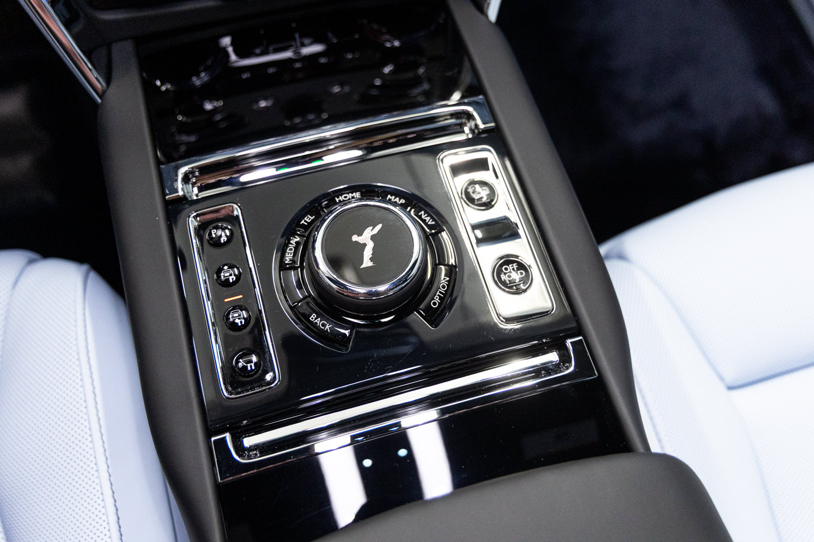 New 2027 Rolls-Royce Cullinan AWD/4WD image 53