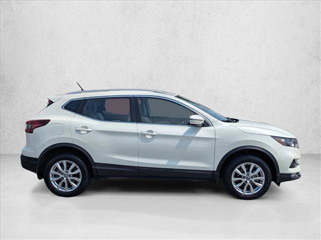 Used 2022 Nissan Rogue Sport SV AWD/4WD image 4