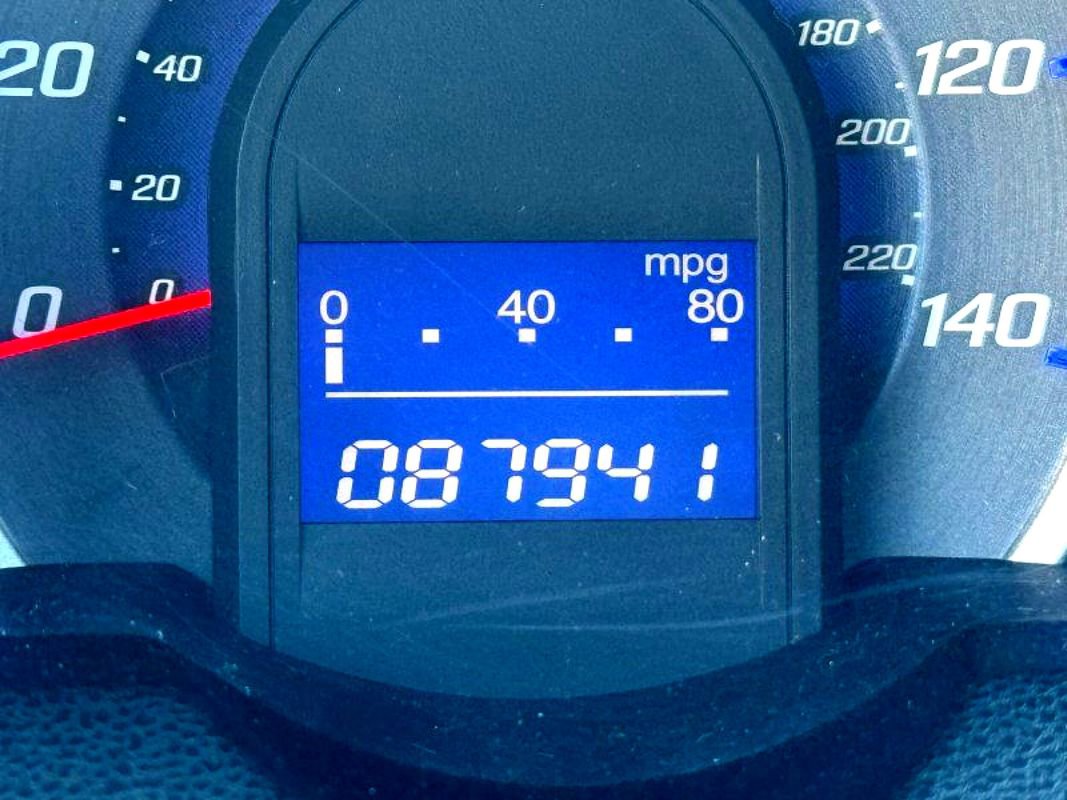 Used 2010 Honda Fit Sport image 9