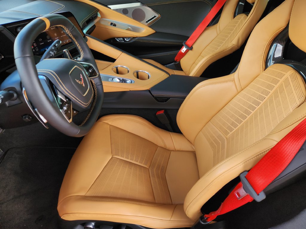 Used 2026 Chevrolet Corvette Stingray Preferred Conv RWD image 14