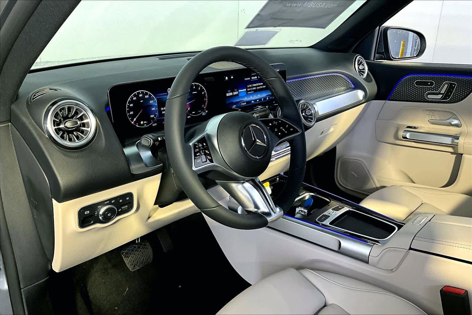 New 2026 Mercedes-Benz GLB 250 4MATIC image 9