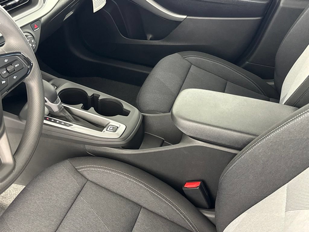 New 2026 Chevrolet Trax LS w/ LS Convenience Package FWD image 20