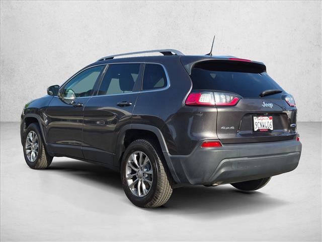Used 2019 Jeep Cherokee Latitude Plus w/ Cold Weather Group AWD/4WD image 7