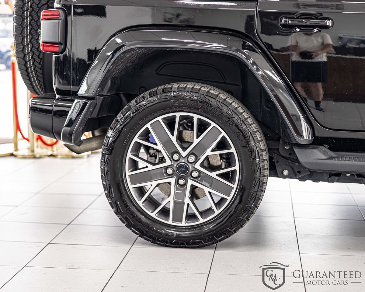 Used 2024 Jeep Wrangler High Altitude AWD/4WD image 10