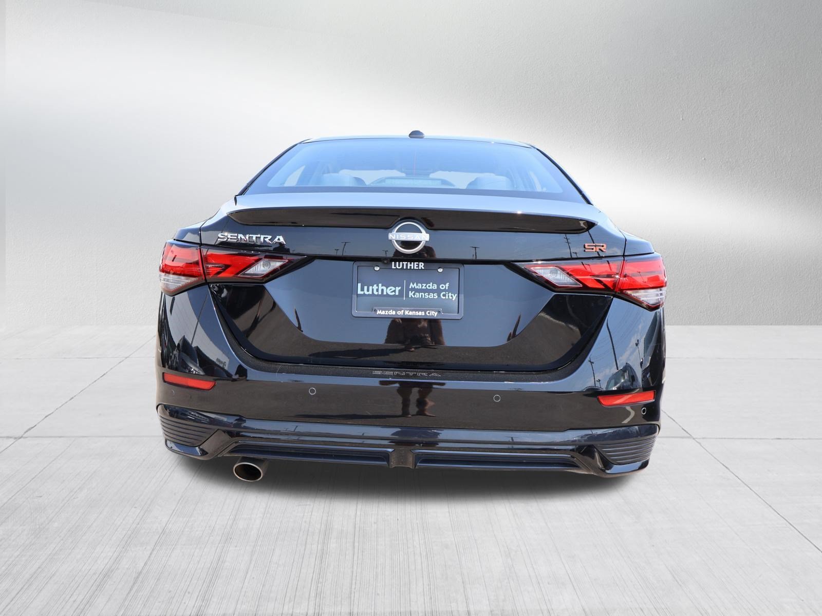 Used 2024 Nissan Sentra SR FWD image 6