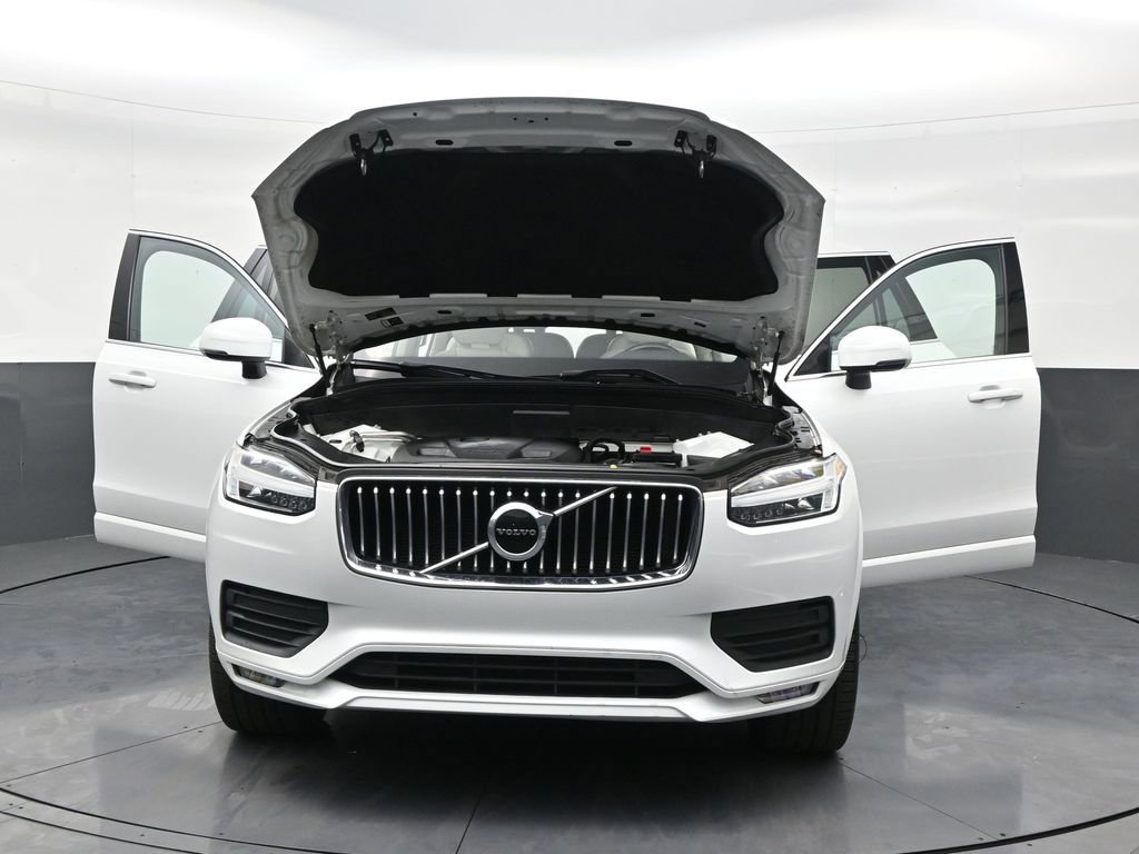 Used 2020 Volvo XC90 T6 Momentum w/ Protection Package Premier image 34