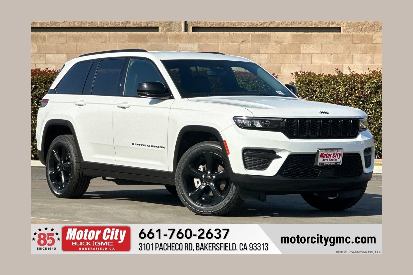 Used 2023 Jeep Grand Cherokee Altitude