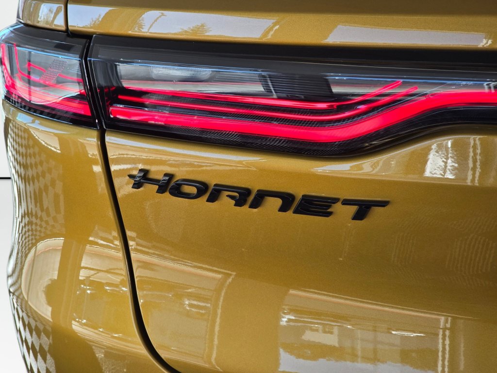 Used 2024 Dodge Hornet GT AWD/4WD image 14