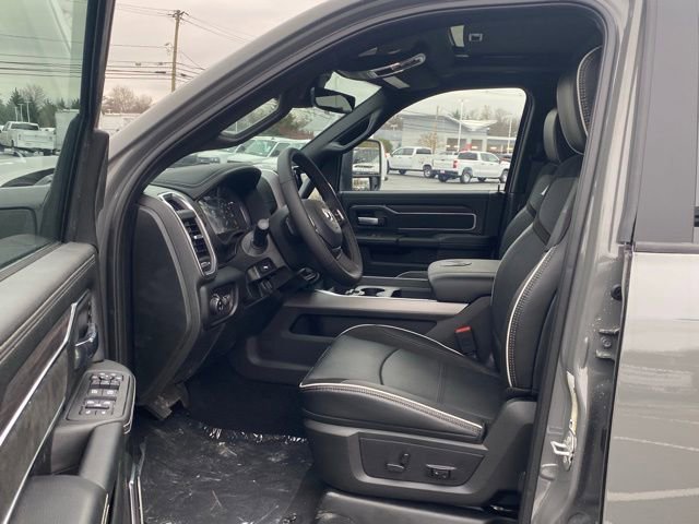 New 2026 RAM 2500 Laramie w/ Night Edition AWD/4WD image 16