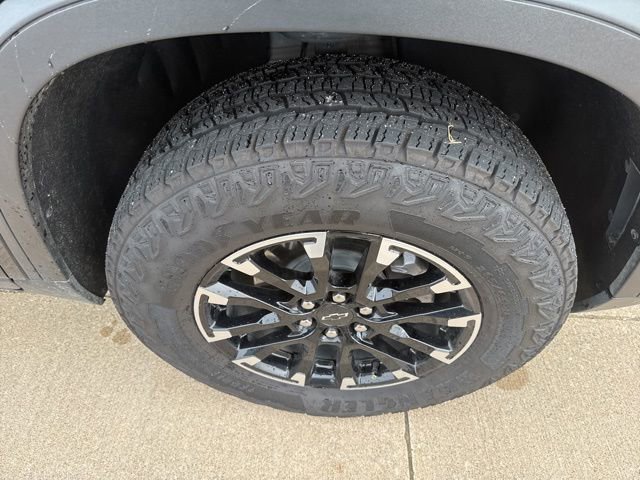 Used 2025 Chevrolet Traverse Z71 w/ Enhanced Driving Package image 63