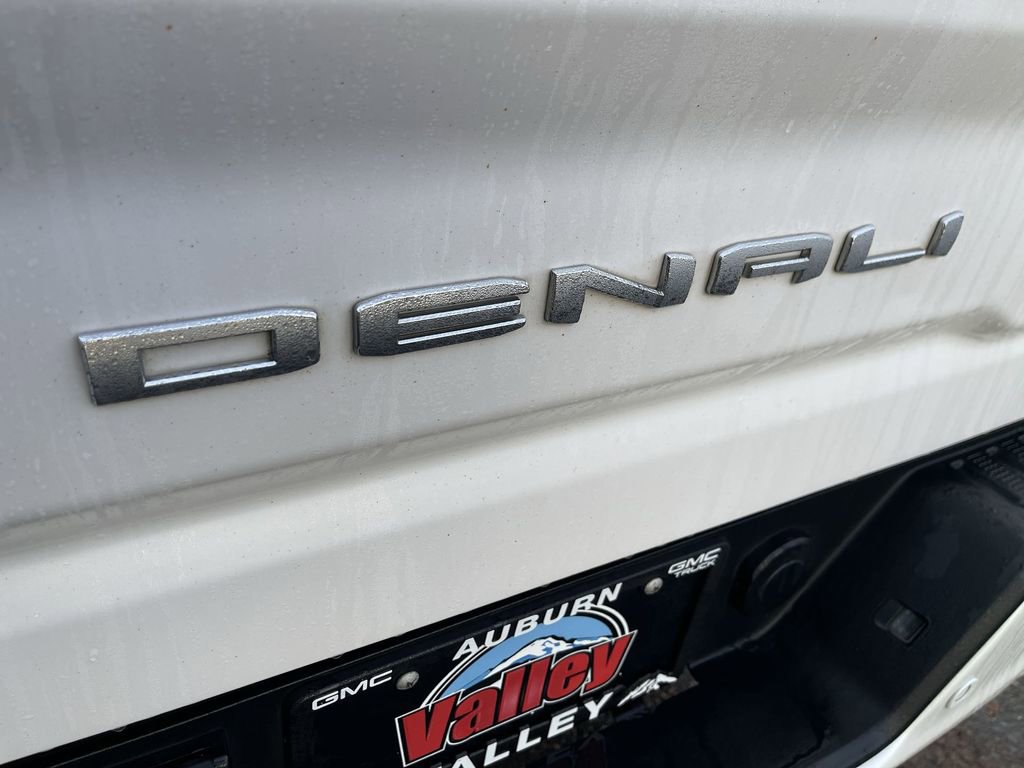 Used 2021 GMC Sierra 3500 Denali w/ Denali Ultimate Package image 33