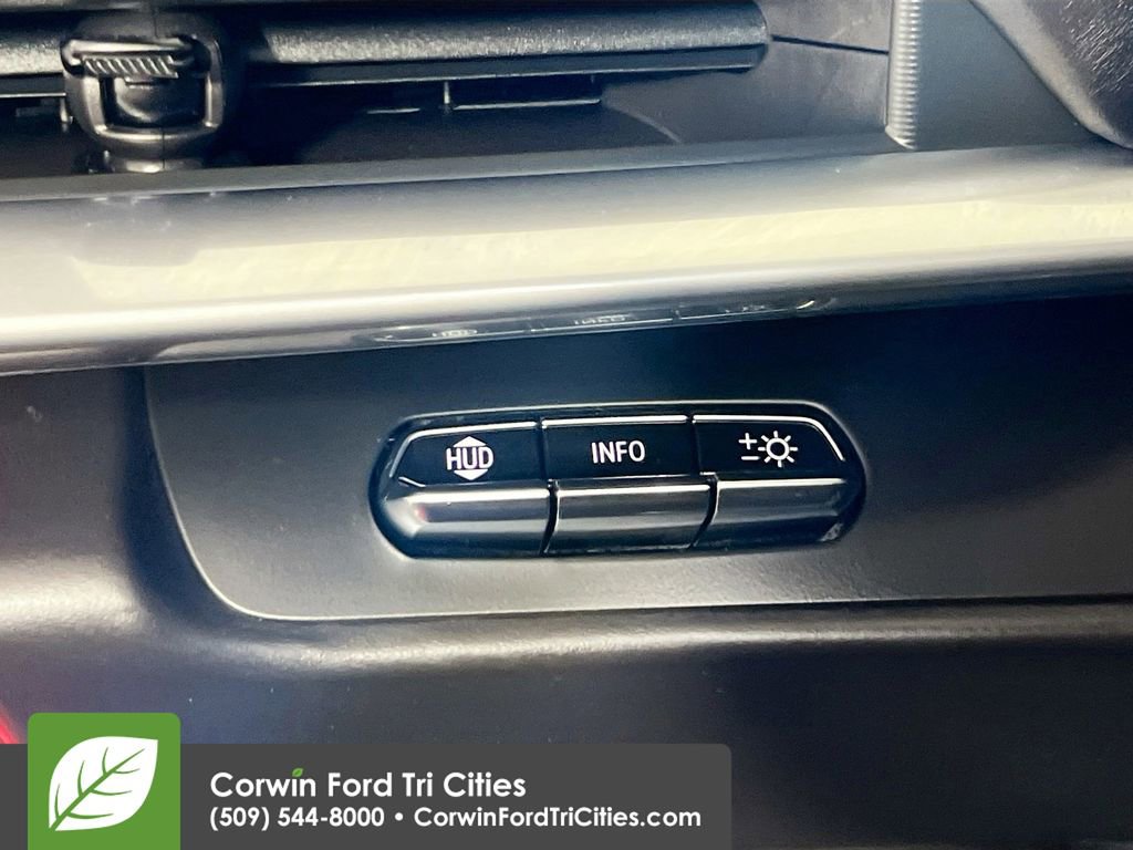 Used 2023 Chevrolet Corvette Stingray w/ Z51 Performance Package image 17