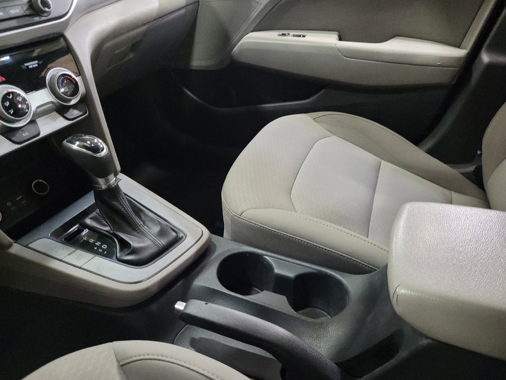 Used 2019 Hyundai Elantra SEL FWD image 26