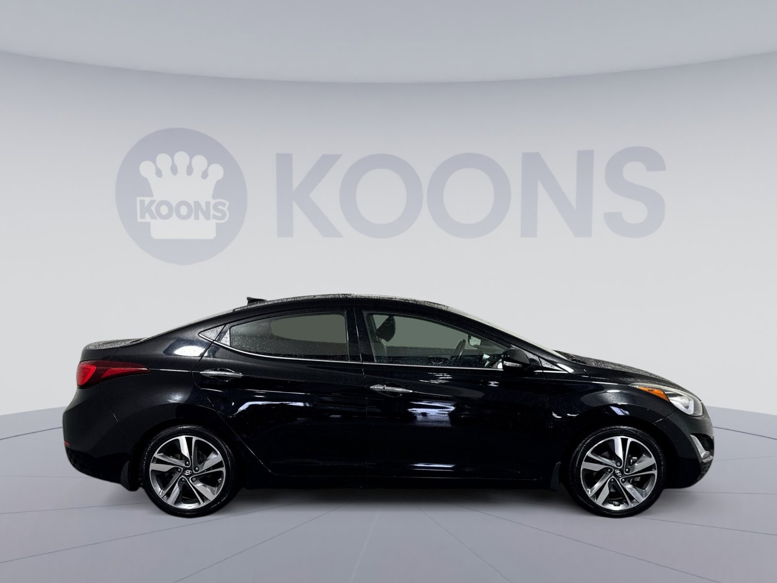 Used 2014 Hyundai Elantra Limited w/ Option Group 03 FWD image 8