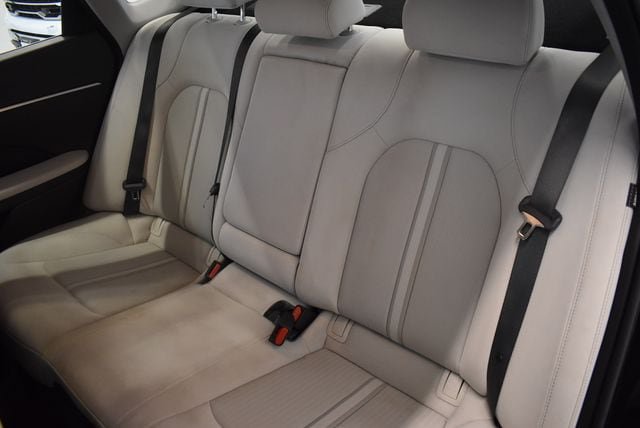 Used 2025 Hyundai Sonata SEL FWD image 7