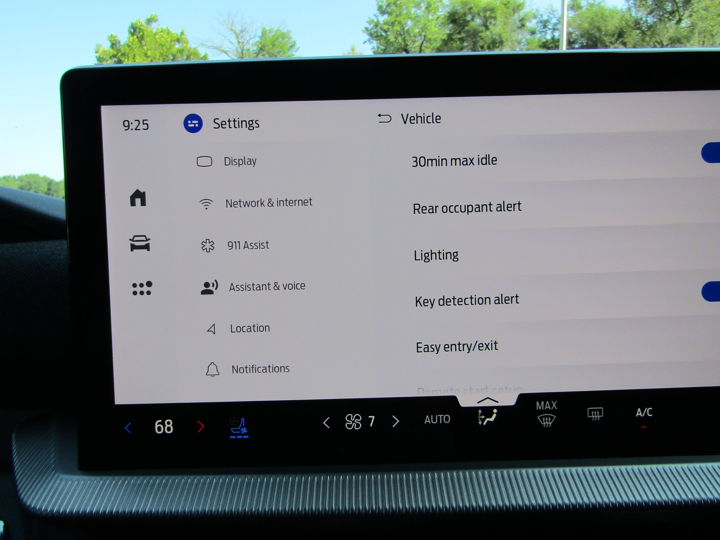 Used 2025 Ford Explorer ST w/ Sun And Sound Package AWD/4WD image 71