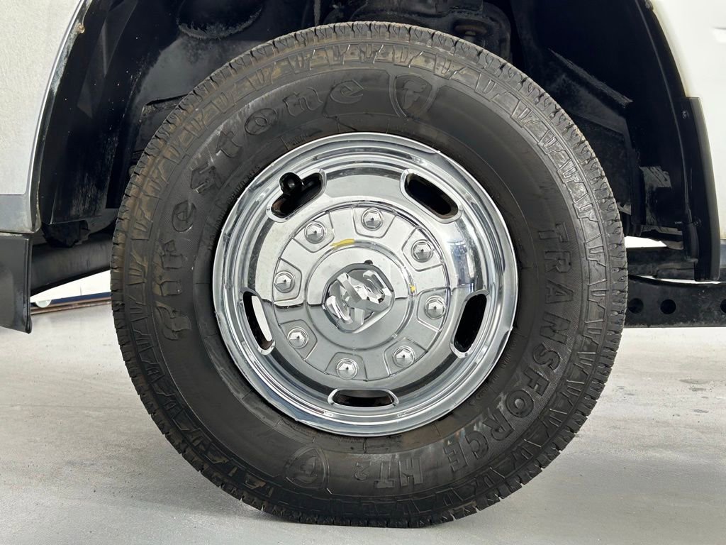 Used 2022 RAM 3500 Tradesman w/ Chrome Appearance Group image 32
