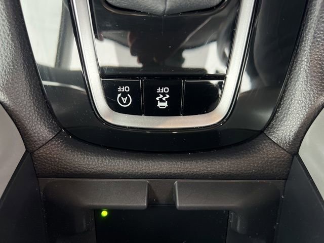 Used 2025 Toyota Corolla Cross XLE image 22