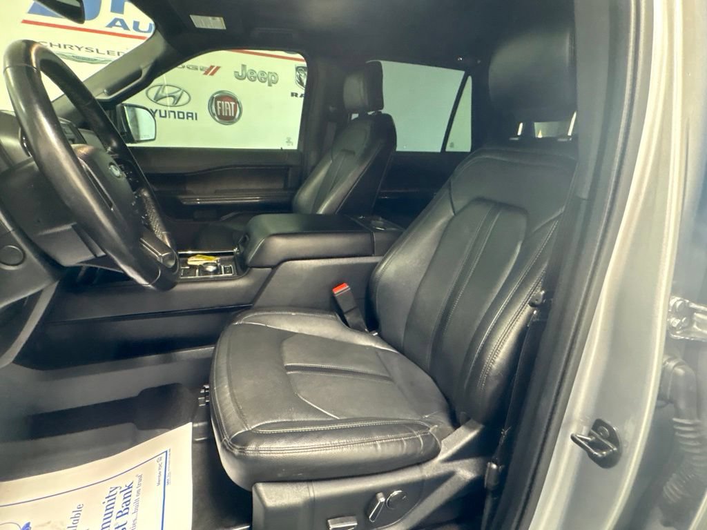 Used 2020 Ford Expedition Limited w/ Special Edition Package AWD/4WD image 22