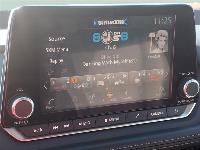 Used 2023 Nissan Rogue SV image 6