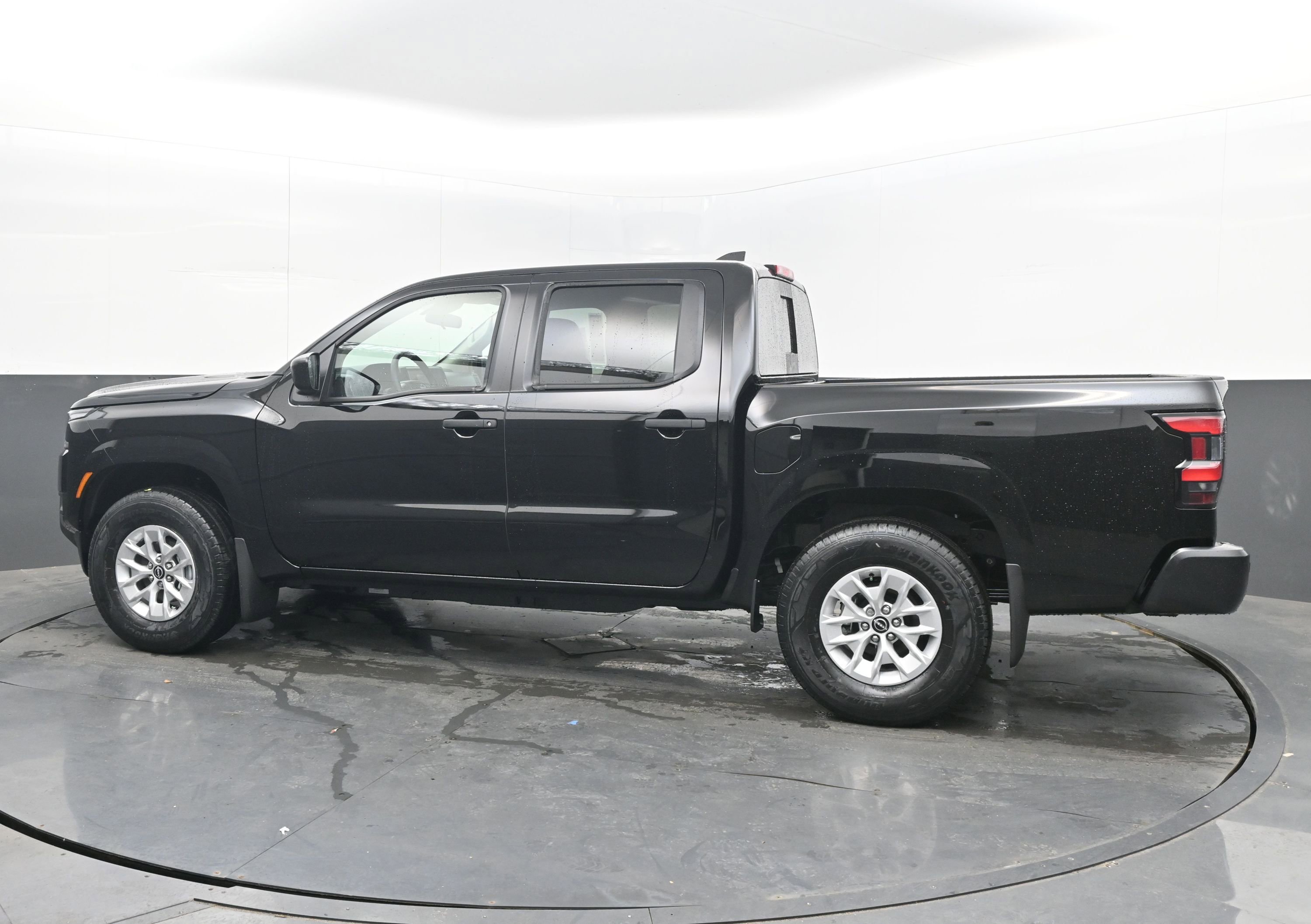 New 2026 Nissan Frontier S w/ Tow Package image 5