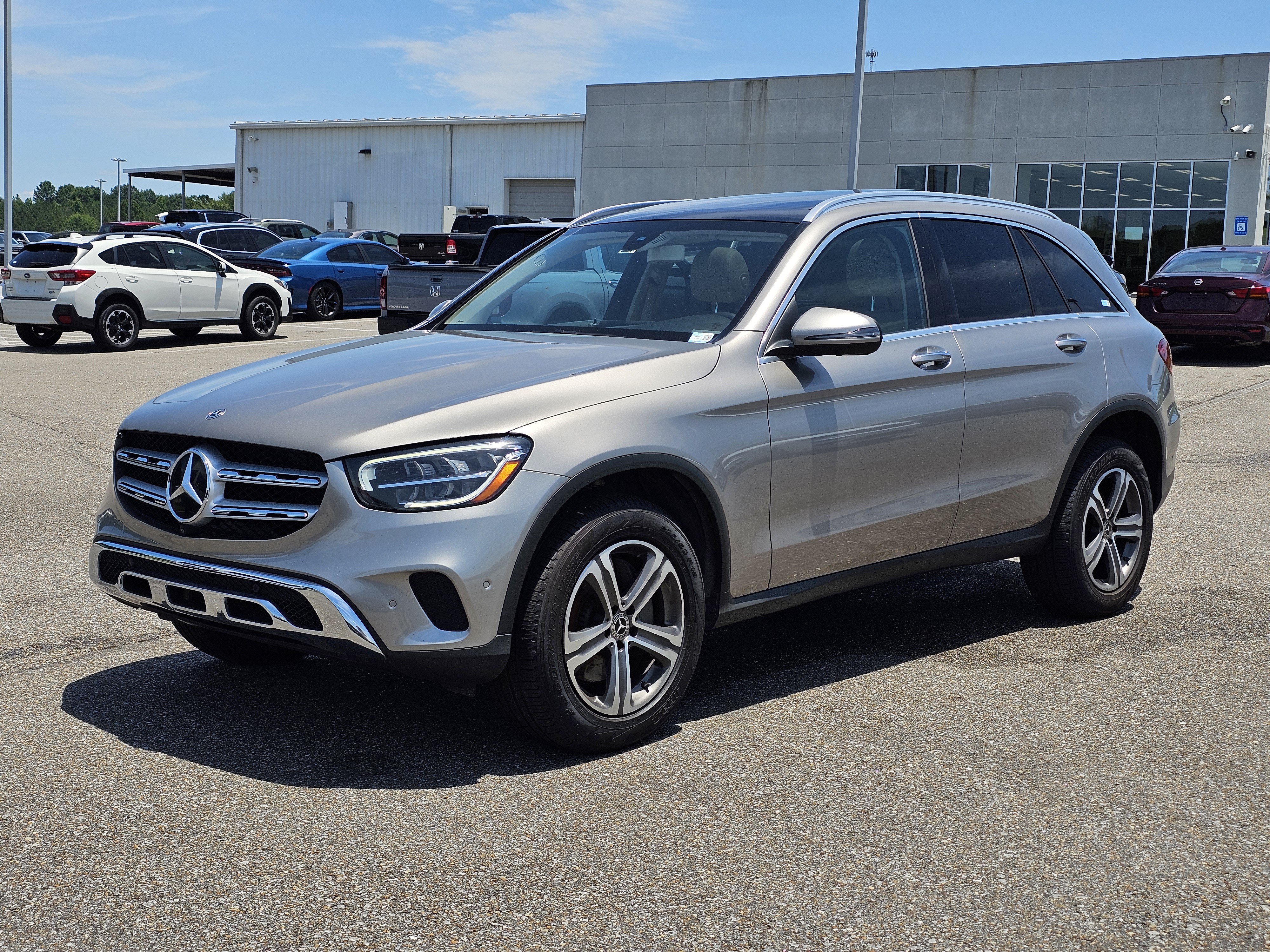 Used 2020 Mercedes-Benz GLC 300 image 1