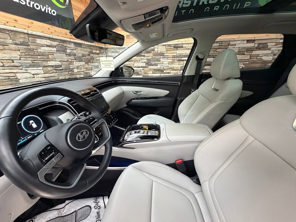 Used 2023 Hyundai Tucson Limited image 11