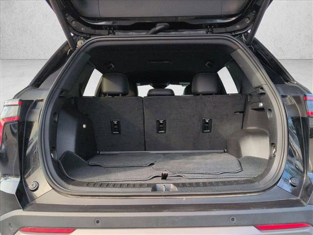 Used 2026 Chevrolet Equinox LT w/ Convenience Package II AWD/4WD image 6