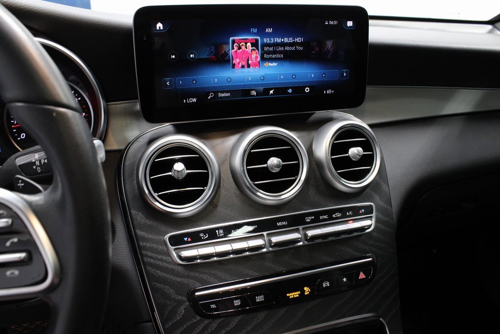 Used 2021 Mercedes-Benz GLC 300 image 30