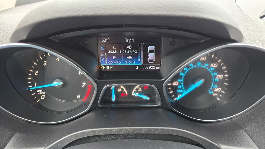 Used 2016 Ford Escape SE AWD/4WD image 30