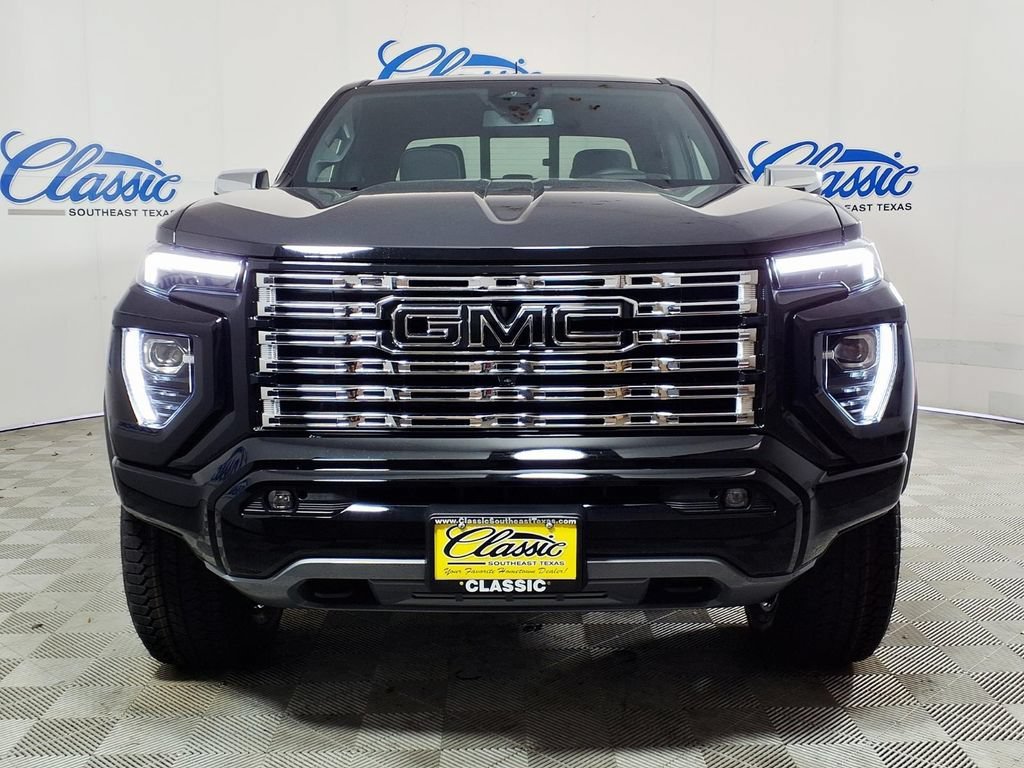 New 2026 GMC Canyon Denali w/ LPO, Denali Black Edition AWD/4WD image 3