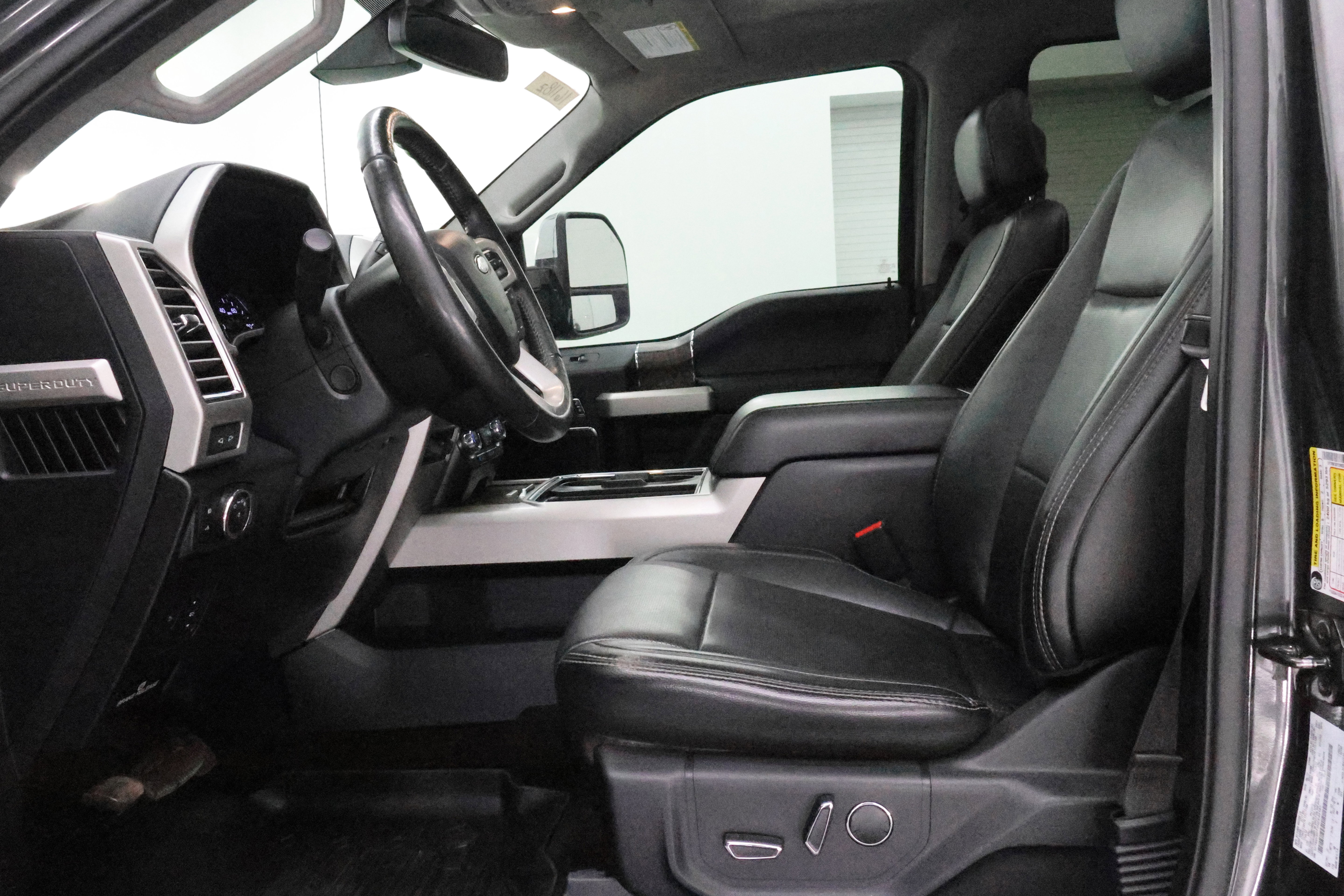 Used 2017 Ford F350 Lariat w/ Lariat Ultimate Package image 8