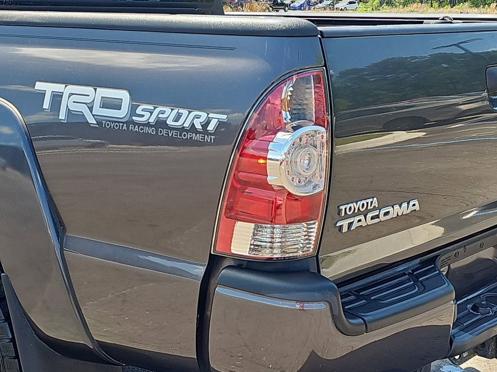 Used 2015 Toyota Tacoma PreRunner w/ TRD Sport Package RWD image 35