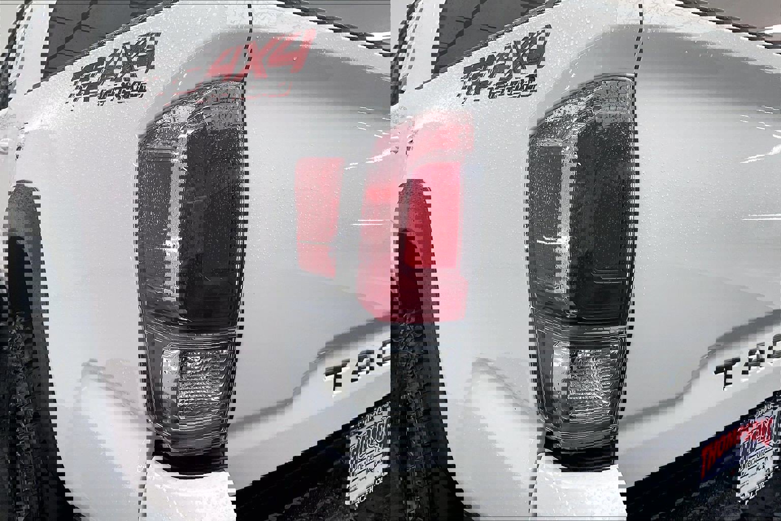 Used 2021 Toyota Tacoma TRD Off-Road w/ Technology Package AWD/4WD image 29