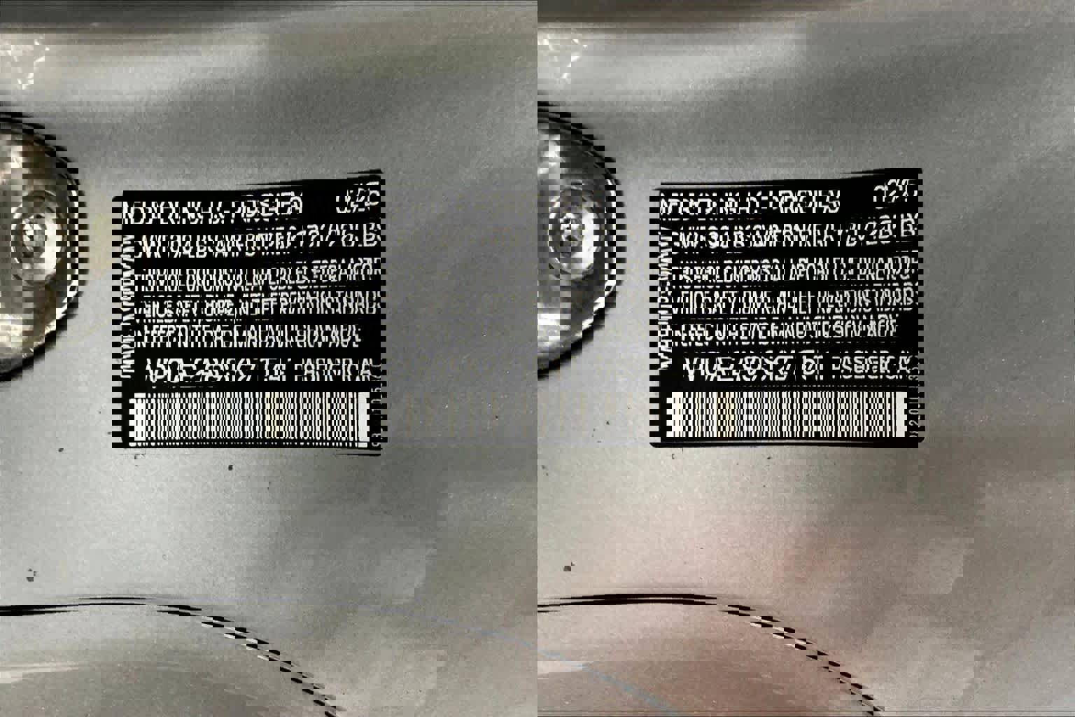 Used 2025 Porsche 718 Cayman GT4 RS image 33