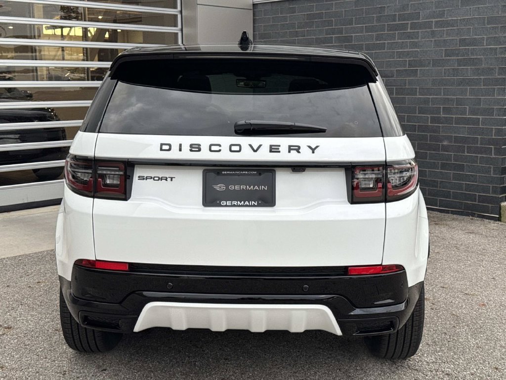 New 2026 Land Rover Discovery Sport Landmark AWD/4WD image 5