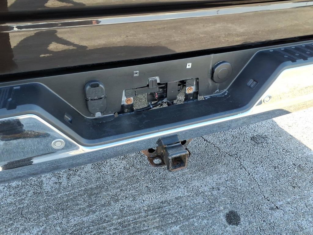 Used 2020 Chevrolet Silverado 1500 LTZ w/ LTZ Premium Package image 14