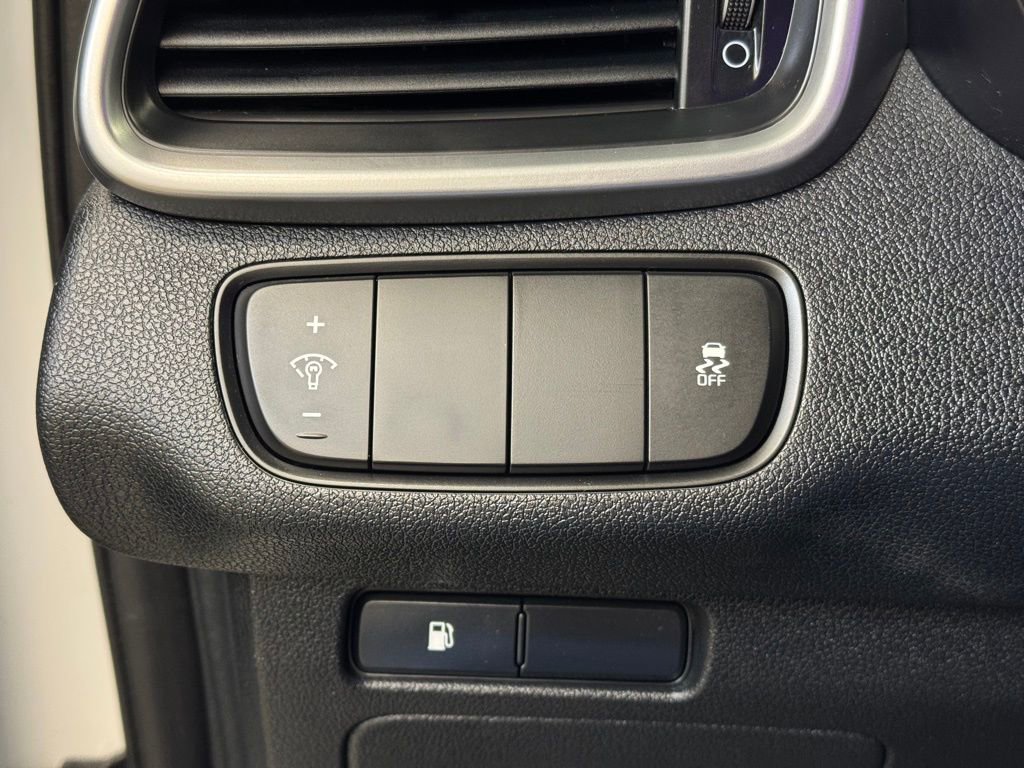 Used 2020 Kia Sorento LX image 27