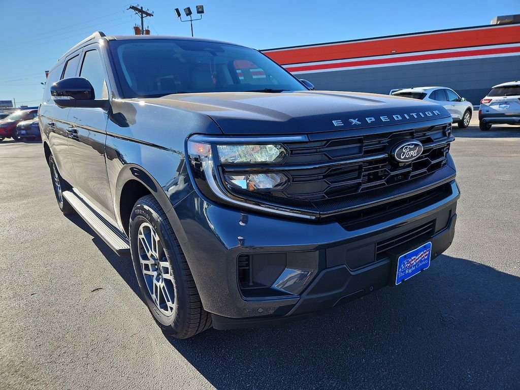 New 2025 Ford Expedition Max Active image 2