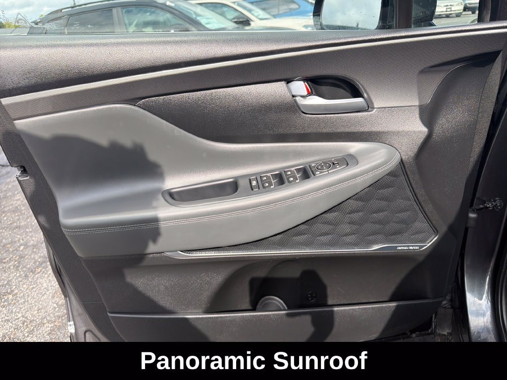 Used 2022 Hyundai Santa Fe SEL w/ Convenience + Premium Package FWD image 12
