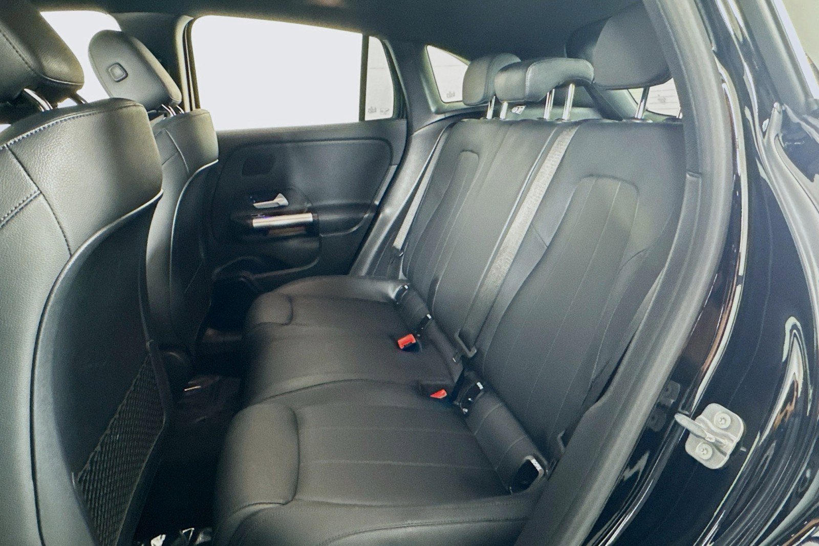 Certified 2025 Mercedes-Benz GLA 250 image 8