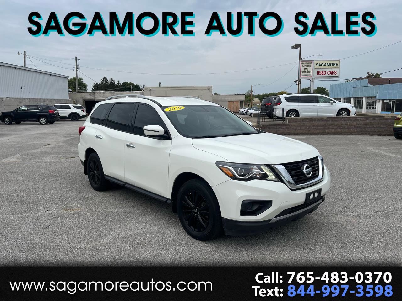 Used 2019 Nissan Pathfinder S image 1