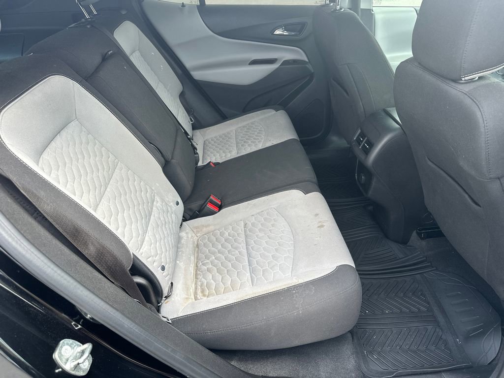 Used 2018 Chevrolet Equinox LS FWD image 15